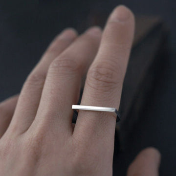 D Shape Ring