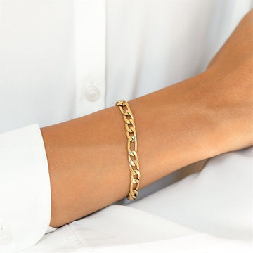 Figaro link bracelet