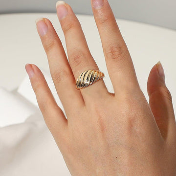 Large Croissant Ring