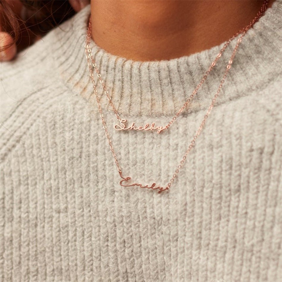 Name Necklace on Minimal Chain - Brilini